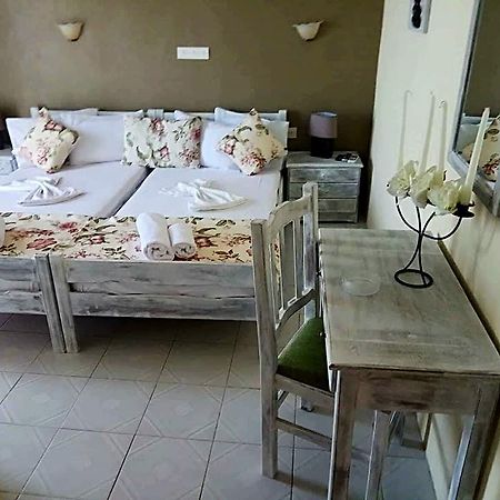 Foteini Rooms Skala Sotiros Extérieur photo