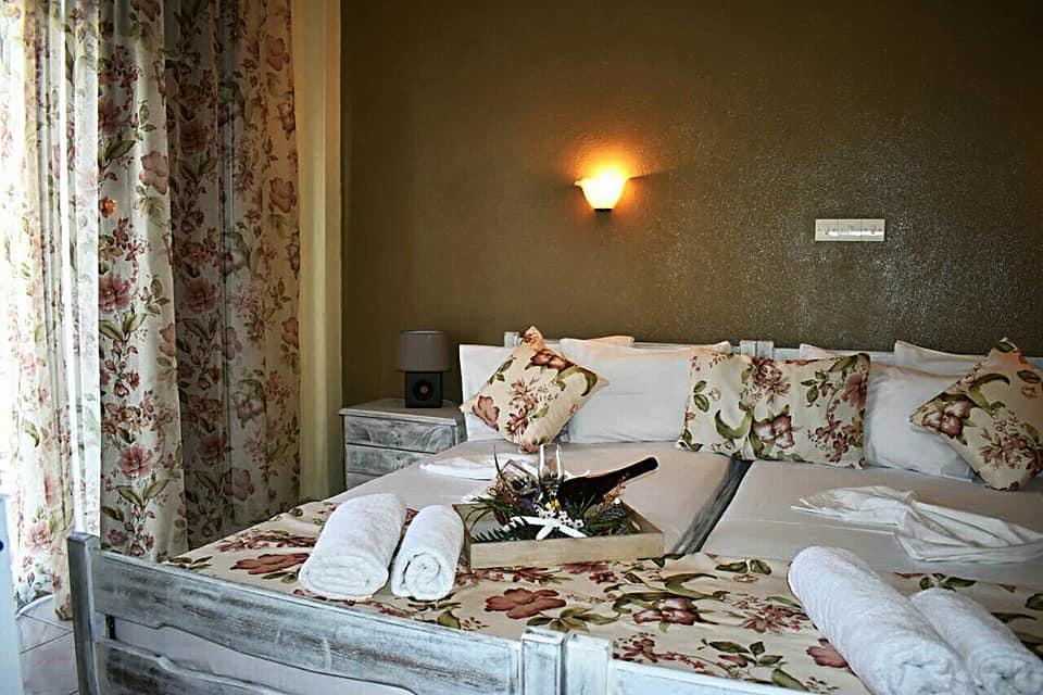 Foteini Rooms Skala Sotiros Extérieur photo